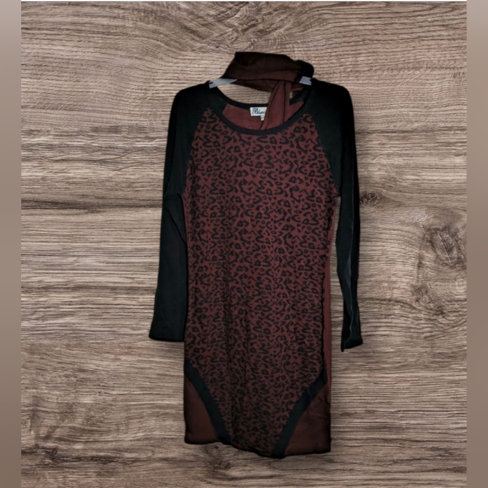 Women dress